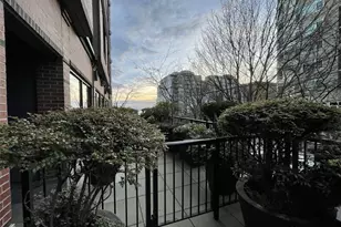 2721 1st Ave, Seattle, WA 98121 - Photo 30