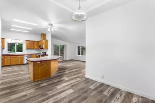 71 E Rhododendron Pl, Shelton, WA 98584 - Photo 6