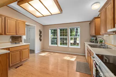 23606 SE 285th Street, Maple Valley, WA 98038 - Photo 8