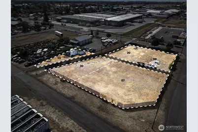 1042 N 13th Street, Walla Walla, WA 99362 - Photo 1