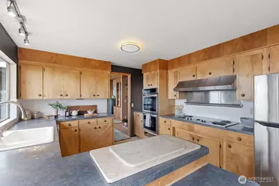 23884 Jefferson Beach Road NE, Kingston, WA 98346 - Photo 18