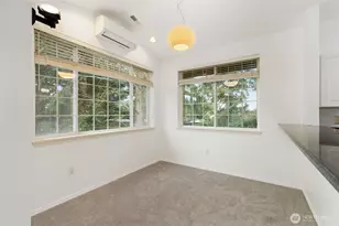 18656 NE 56th Ct, Redmond, WA 98052 - Photo 2