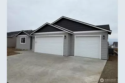 2436 2nd Street SE, East Wenatchee, WA 98802 - Photo 2