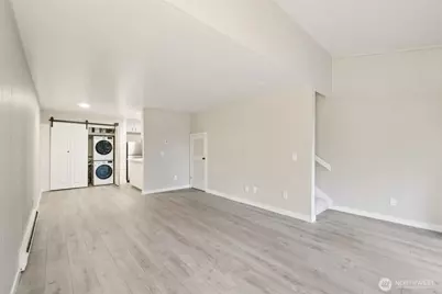 6236 137th Place NE #233, Redmond, WA 98052 - Photo 2