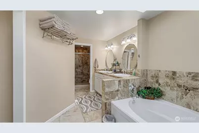 14710 SE 184th Place, Renton, WA 98058 - Photo 18