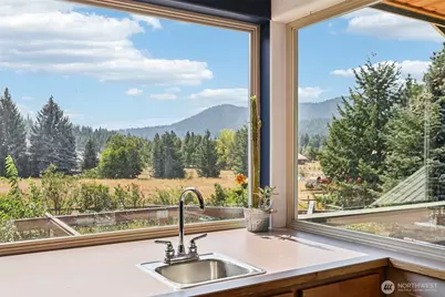 18527 Hazel Street, Leavenworth, WA 98826 - Photo 12