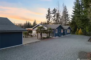 5540 SW Old Clifton Rd, Port Orchard, WA 98367 - Photo 4