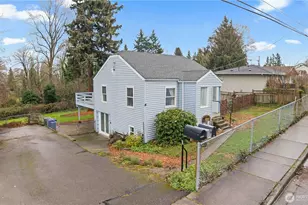 12630 24th Ave S, Seattle, WA 98168 - Photo 2