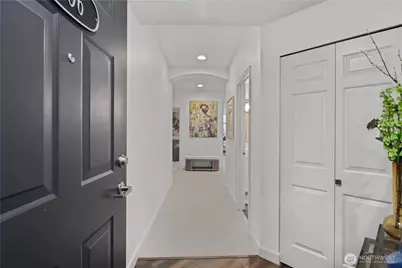 615 6th Street #206, Kirkland, WA 98033 - Photo 2