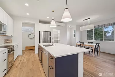 12332 38th Avenue NE #1, Seattle, WA 98125 - Photo 12