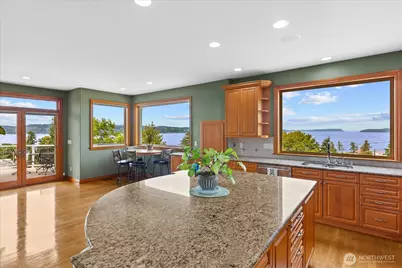 603 Washington Avenue, Mukilteo, WA 98275 - Photo 6