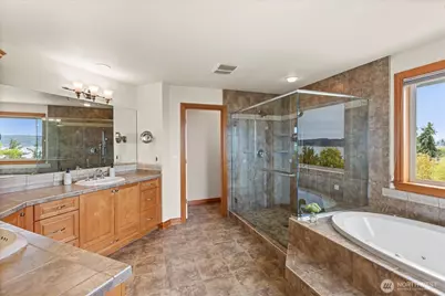 603 Washington Avenue, Mukilteo, WA 98275 - Photo 16