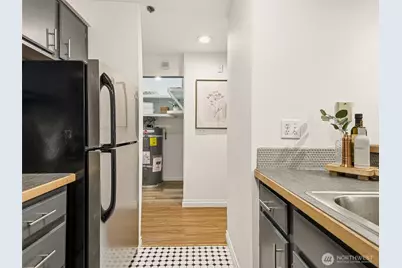 530 Melrose Avenue E #309, Seattle, WA 98102 - Photo 6