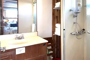 2000 Westlake Ave N, Seattle, WA 98109 - Photo 18