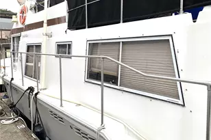 2000 Westlake Ave N, Seattle, WA 98109 - Photo 8