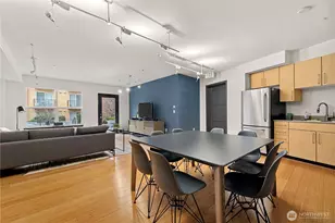 413 NE 70th St, Seattle, WA 98115 - Photo 32