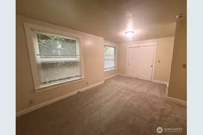 1735 24th Avenue #A, Seattle, WA 98122 - Photo 10