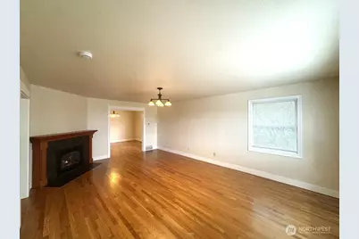 1735 24th Avenue #A, Seattle, WA 98122 - Photo 4