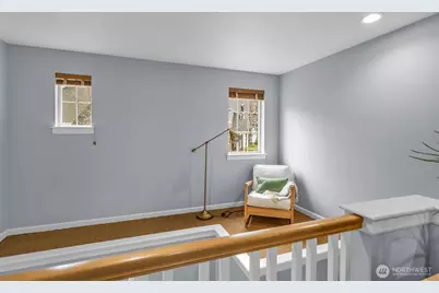 6441 SE Cougar Mountain Way, Bellevue, WA 98006 - Photo 24