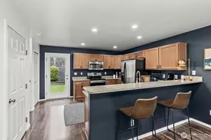 10517 24th St SE, Lake Stevens, WA 98258 - Photo 6