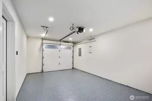 7555 32nd Ave SW, Seattle, WA 98126 - Photo 32