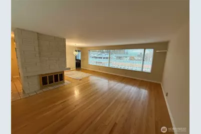 221 W Forest Avenue, Port Angeles, WA 98362 - Photo 4