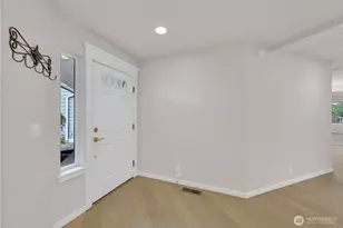 160 E Soderberg Rd, Allyn, WA 98524 - Photo 4