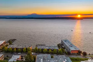 733 Lake St S, Kirkland, WA 98033 - Photo 4