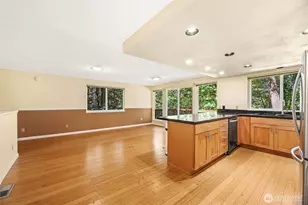 15604 SE 42nd Pl, Bellevue, WA 98006 - Photo 4