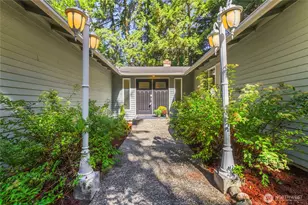 15604 SE 42nd Pl, Bellevue, WA 98006 - Photo 2