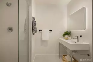 522 Madrona Way NE, Bainbridge Island, WA 98110 - Photo 14