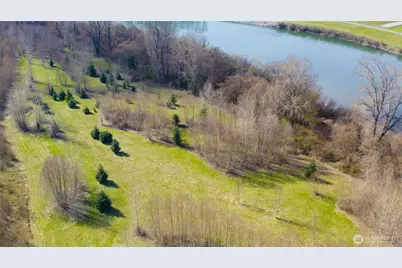 2323 Lindgren Road, Mount Vernon, WA 98273 - Photo 10