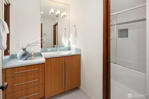 2234 108th Ave SE, Bellevue, WA 98004 - Photo 26