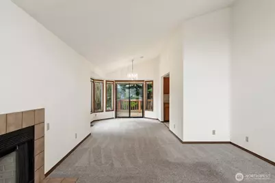 810 151st Street SW, Lynnwood, WA 98087 - Photo 10