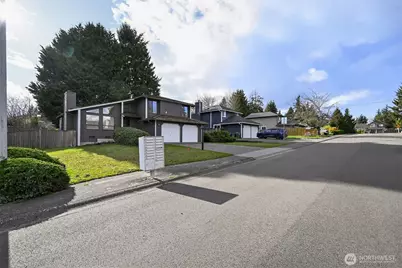 810 151st Street SW, Lynnwood, WA 98087 - Photo 38