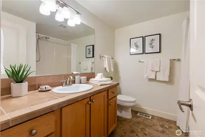 2674 SW Sylvan Heights Dr, Seattle, WA 98106 - Photo 28