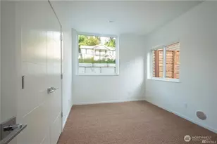 7424 Rainier Ave S, Seattle, WA 98118 - Photo 10