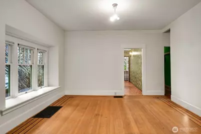 3321 37th Avenue S, Seattle, WA 98144 - Photo 6