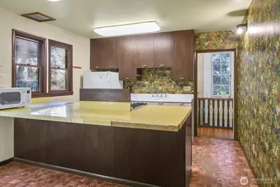 3321 37th Avenue S, Seattle, WA 98144 - Photo 10