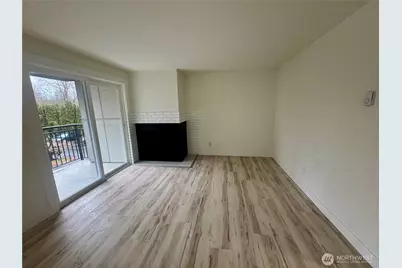 220 SW Clark Street #B-201, Issaquah, WA 98027 - Photo 6