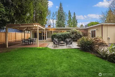 16214 NE 24th Street, Bellevue, WA 98008 - Photo 34
