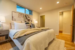 4413 Meridian Ave N, Seattle, WA 98103 - Photo 12