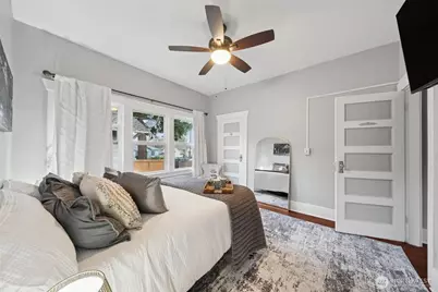 1829 Washington Avenue, Enumclaw, WA 98022 - Photo 12