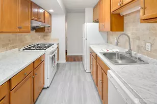 2367 S Forest St, Seattle, WA 98144 - Photo 4