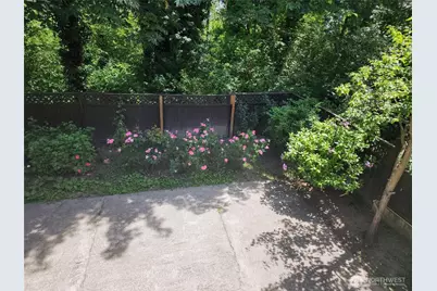 2367 S Forest Street, Seattle, WA 98144 - Photo 32