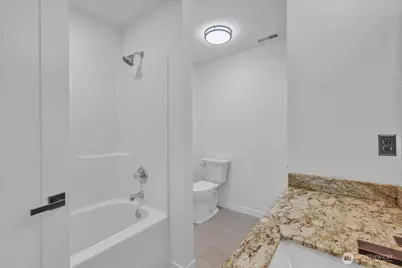 414 Easy Street SE, Rainier, WA 98576 - Photo 10