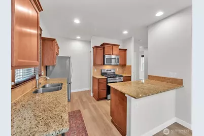 109 161st Place SE, Bothell, WA 98012 - Photo 8