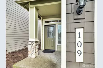 109 161st Place SE, Bothell, WA 98012 - Photo 2