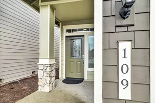 109 161st Pl SE, Bothell, WA 98012 - Photo 2