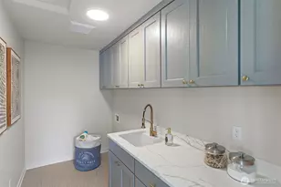 12813 NE 65th Ln, Kirkland, WA 98033 - Photo 24